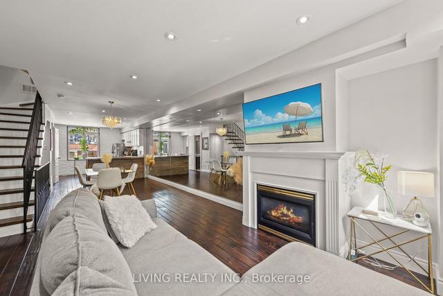 2608 - 12 Sudbury St, Townhouse with 3 bedrooms, 3 bathrooms and 1 parking in Toronto ON | Image 1