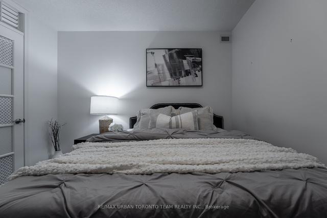 511 - 205 Frederick St, Condo with 2 bedrooms, 1 bathrooms and 1 parking in Toronto ON | Image 25