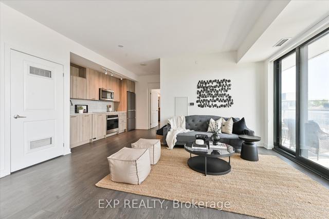 906 - 120 Eagle Rock Way, Condo with 3 bedrooms, 3 bathrooms and 1 parking in Vaughan ON | Image 3
