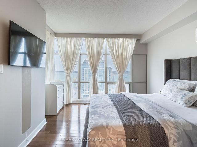 1509 - 35 Mariner Terr, Condo with 2 bedrooms, 2 bathrooms and 1 parking in Toronto ON | Image 11