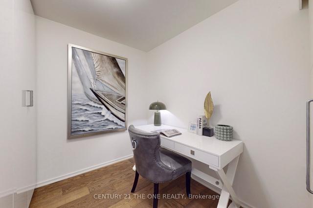 6705 - 1 Bloor St E, Condo with 1 bedrooms, 2 bathrooms and 1 parking in Toronto ON | Image 8