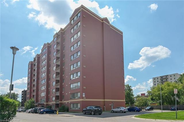 909 - 95 Base Line Rd W, House attached with 2 bedrooms, 2 bathrooms and 2 parking in London ON | Image 12