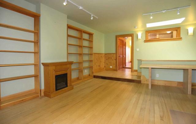 90 Borden St, House attached with 4 bedrooms, 3 bathrooms and 1 parking in Toronto ON | Image 17