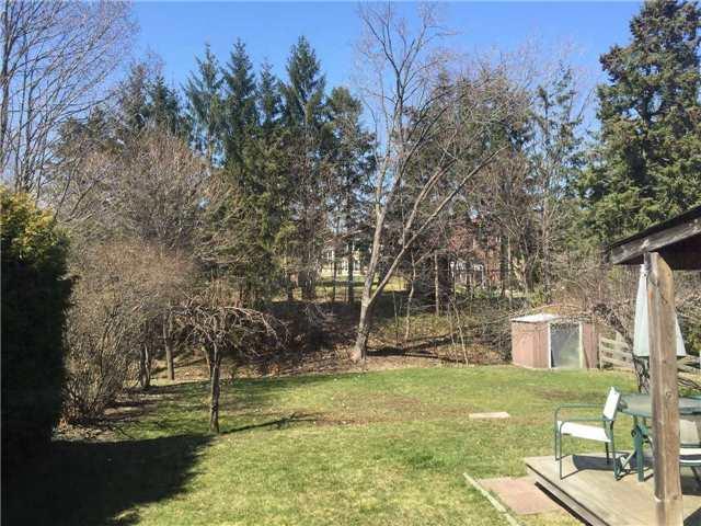 MAIN - 220 Northwood Dr, House detached with 3 bedrooms, 1 bathrooms and 1 parking in North York ON | Image 5