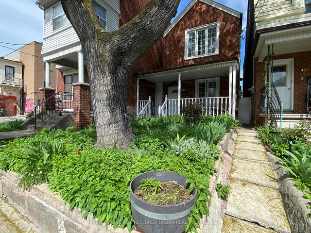 MAIN - 429 Ossington Ave, House detached with 2 bedrooms, 1 bathrooms and 1 parking in Toronto ON | Image 1