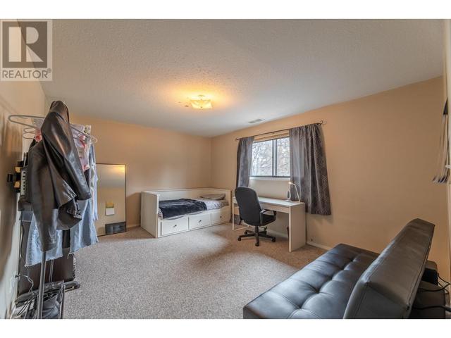 13606 Cartwright Ave, House detached with 3 bedrooms, 2 bathrooms and null parking in Summerland BC | Image 26