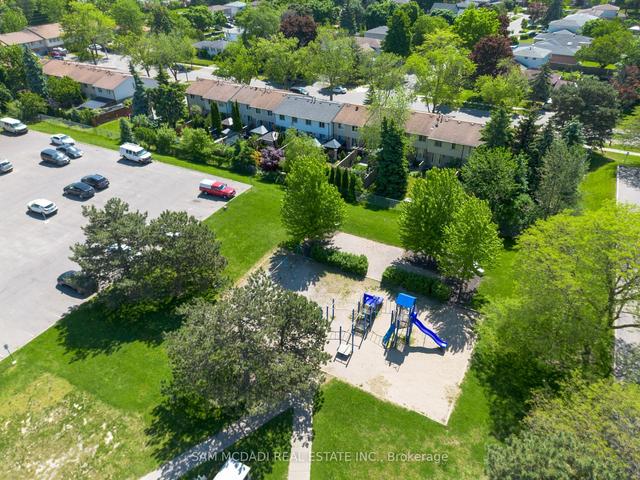 21 - 1896 Kirkwall Cres, Townhouse with 3 bedrooms, 2 bathrooms and 3 parking in Mississauga ON | Image 38