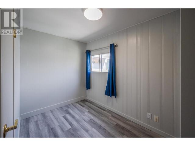 11214 Adams Ave, House detached with 3 bedrooms, 1 bathrooms and 2 parking in Summerland BC | Image 15