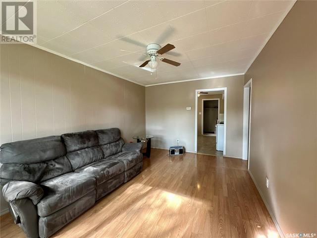 360 Retallack St, House detached with 2 bedrooms, 1 bathrooms and null parking in Regina SK | Image 2