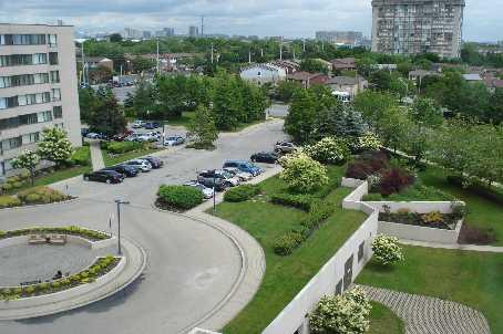 PH-18 - 1001 Cedarglen Gate, Condo with 2 bedrooms, 2 bathrooms and 1 parking in Mississauga ON | Image 9