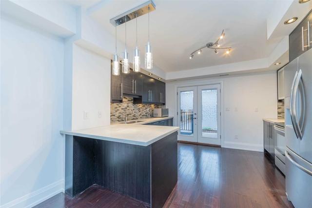 MAIN - 2173 Gerrard St E, House detached with 2 bedrooms, 1 bathrooms and 1 parking in Toronto ON | Image 20