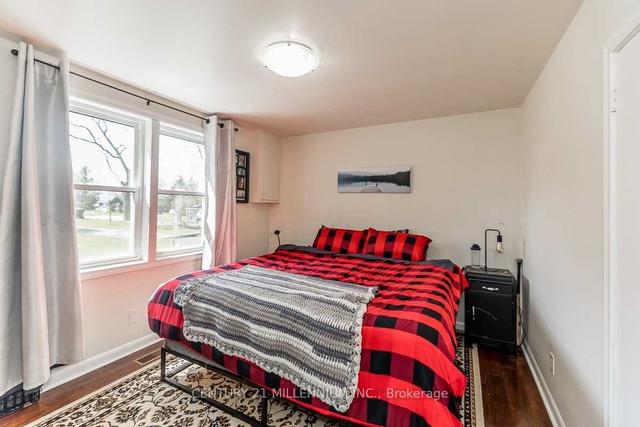 MAIN - 23 2nd St, House detached with 2 bedrooms, 1 bathrooms and 2 parking in New Tecumseth ON | Image 12