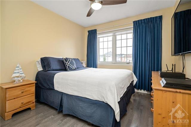 1778 Jersey St, Townhouse with 3 bedrooms, 2 bathrooms and 3 parking in Ottawa ON | Image 15