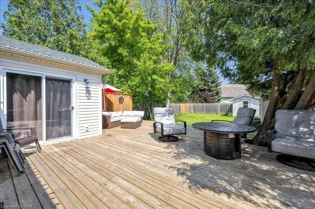 38 Kerman Ave, House detached with 3 bedrooms, 1 bathrooms and 6 parking in Grimsby ON | Image 14