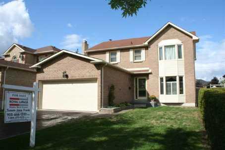 886 White Ash Dr, House detached with 4 bedrooms, 3 bathrooms and 2 parking in Whitby ON | Image 1