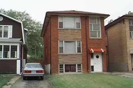 MAIN - 26 Heman St, House detached with 2 bedrooms, 1 bathrooms and 1 parking in Etobicoke ON | Image 1