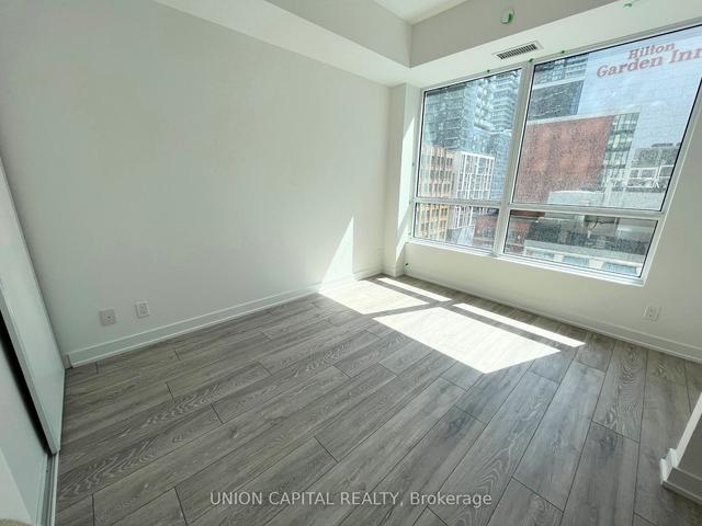 909 - 108 Peter St, Condo with 1 bedrooms, 1 bathrooms and 0 parking in Toronto ON | Image 17