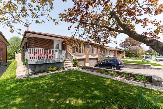 90 Archibald St, House semidetached with 3 bedrooms, 2 bathrooms and 3 parking in Brampton ON | Image 12