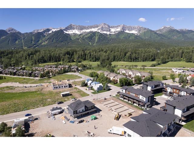 103 - 800 Riverside Way, House attached with 3 bedrooms, 3 bathrooms and 1 parking in Fernie BC | Image 26