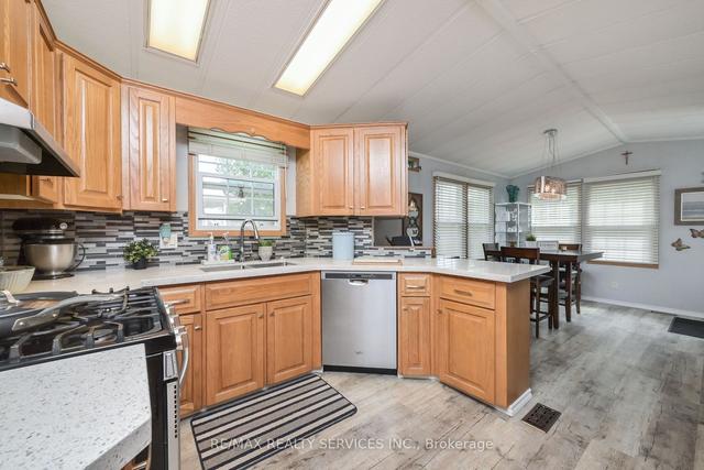3 St James Pl, House detached with 2 bedrooms, 2 bathrooms and 2 parking in Wasaga Beach ON | Image 26