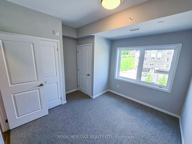 302 - 340 Florence Dr, Condo with 2 bedrooms, 2 bathrooms and 2 parking in Peterborough ON | Image 3