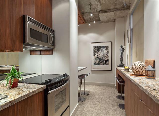PH-2 - 135 George St S, Condo with 2 bedrooms, 2 bathrooms and 1 parking in Toronto ON | Image 11