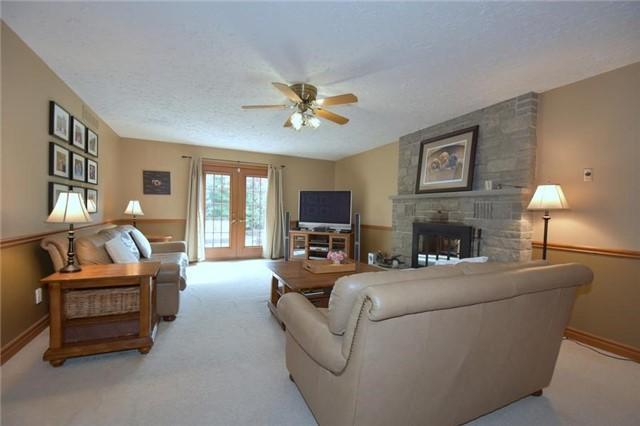 90 Azores Cres, House detached with 4 bedrooms, 3 bathrooms and 2 parking in Cambridge ON | Image 6