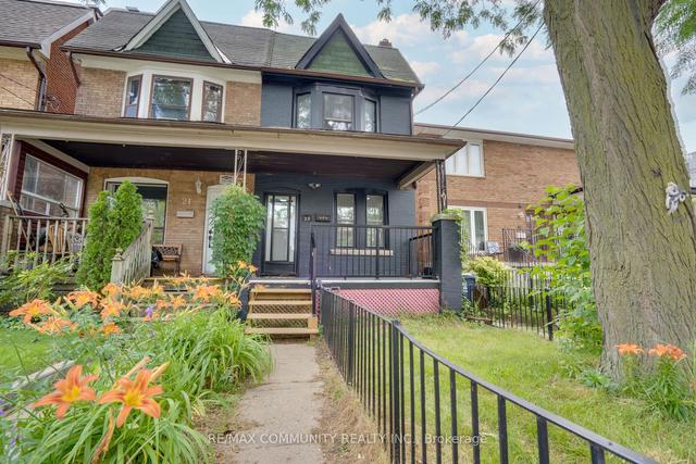 23 Macaulay Ave, House semidetached with 3 bedrooms, 1 bathrooms and 0 parking in Toronto ON | Image 12