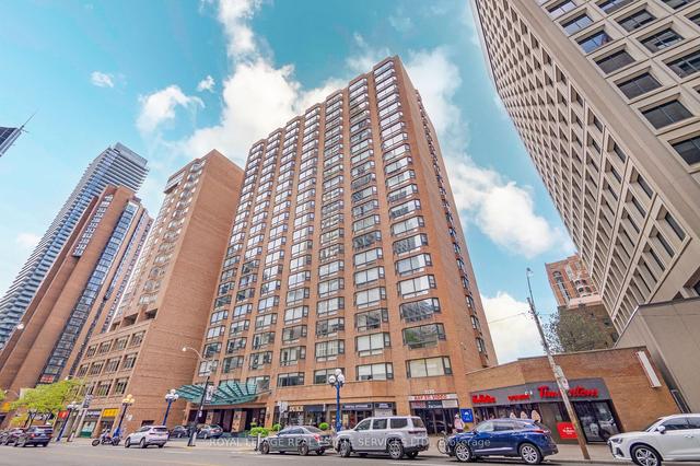 703 - 1166 Bay St, Condo with 2 bedrooms, 2 bathrooms and 1 parking in Toronto ON | Image 1
