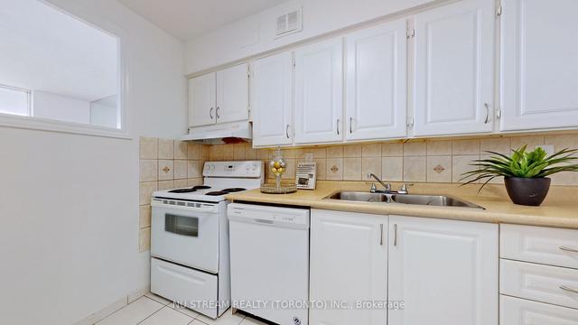 PH2 - 1360 York Mills Rd, Condo with 3 bedrooms, 2 bathrooms and 1 parking in Toronto ON | Image 3