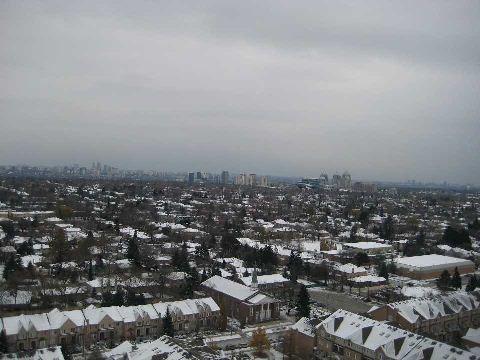 PH03 - 18 Sommerset Way, Condo with 3 bedrooms, 2 bathrooms and 1 parking in North York ON | Image 6