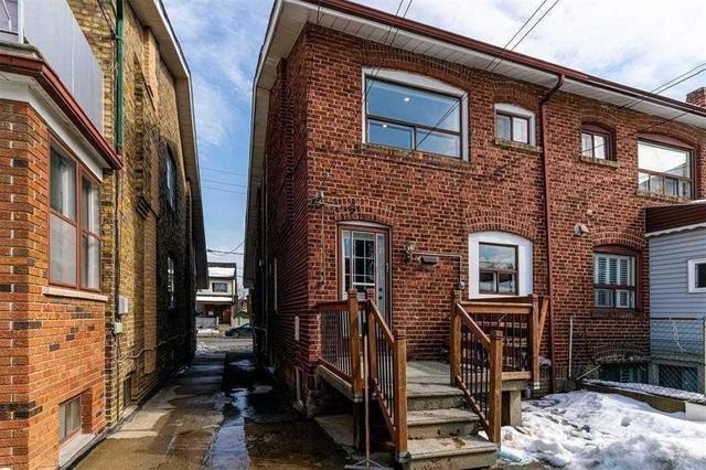 MAIN - 1822 Dufferin St, House detached with 2 bedrooms, 1 bathrooms and 0 parking in Toronto ON | Image 16