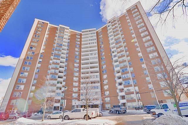 803 - 5 Vicora Linkway, Condo with 3 bedrooms, 2 bathrooms and 1 parking in North York ON | Image 5