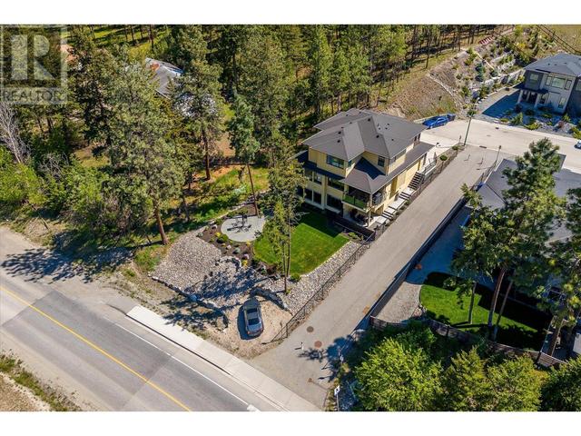 9142 Heritage Dr, House detached with 6 bedrooms, 2 bathrooms and 6 parking in Lake Country BC | Image 44