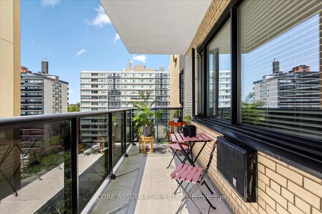 803 - 575 Avenue Rd, Condo with 0 bedrooms, 1 bathrooms and 0 parking in Toronto ON | Image 13