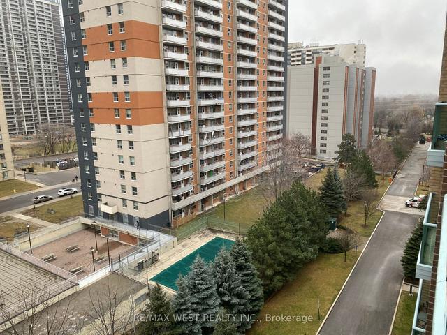 PH14 - 17 Michael Power Pl, Condo with 1 bedrooms, 1 bathrooms and 1 parking in Etobicoke ON | Image 9