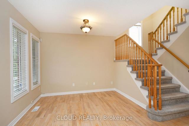 MAIN - 3134 Innisdale Rd, House detached with 4 bedrooms, 3 bathrooms and 4 parking in Mississauga ON | Image 39