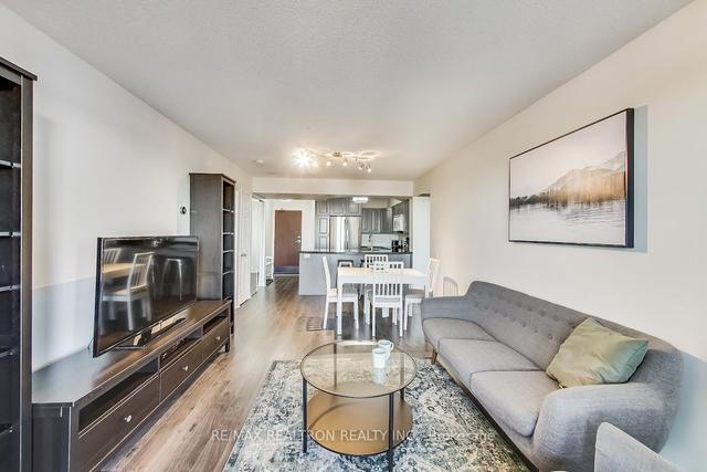PH210 - 2 Covington Rd, Condo with 2 bedrooms, 2 bathrooms and 1 parking in North York ON | Image 5