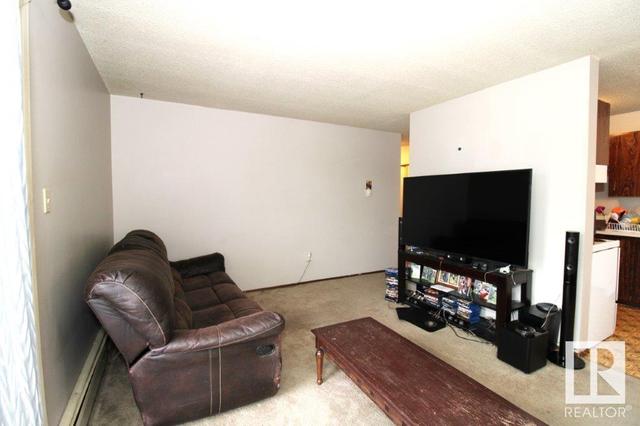302 - 12929 127 St Nw, Condo with 2 bedrooms, 1 bathrooms and null parking in Edmonton AB | Image 11