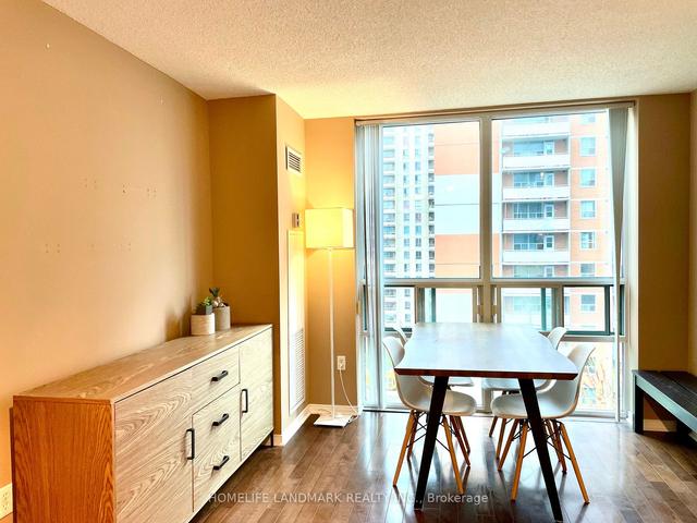 PH04 - 17 Michael Power Pl, Condo with 2 bedrooms, 2 bathrooms and 1 parking in Etobicoke ON | Image 6