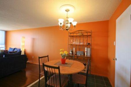 PH16 - 4185 Shipp Dr, Condo with 2 bedrooms, 2 bathrooms and 391 parking in Mississauga ON | Image 4