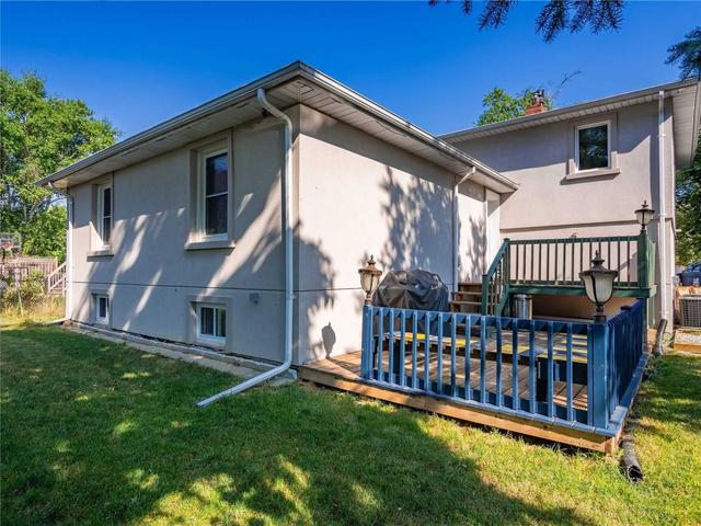 MAIN - 202 Renforth Dr, House detached with 3 bedrooms, 2 bathrooms and 2 parking in Etobicoke ON | Image 21