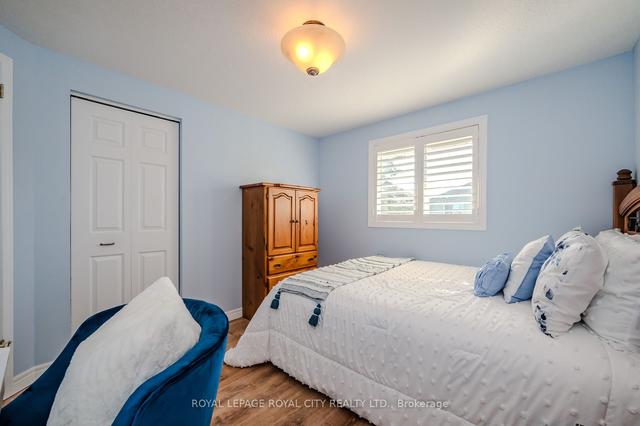 103 Cedarvale Ave, House detached with 4 bedrooms, 3 bathrooms and 3 parking in Guelph ON | Image 9