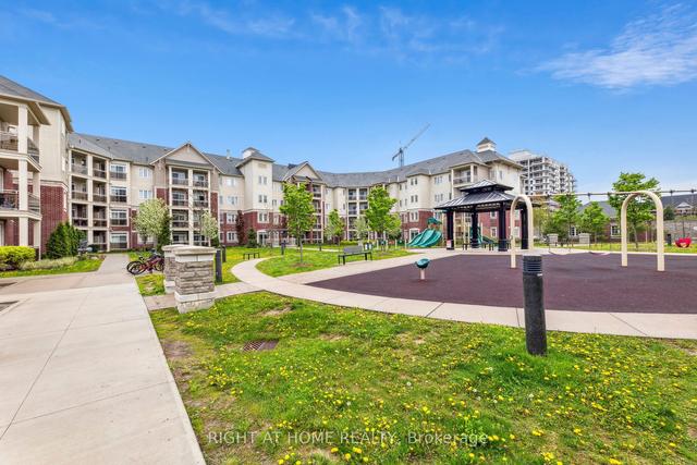 229 - 84 Aspen Springs Dr, Condo with 2 bedrooms, 2 bathrooms and 1 parking in Clarington ON | Image 15