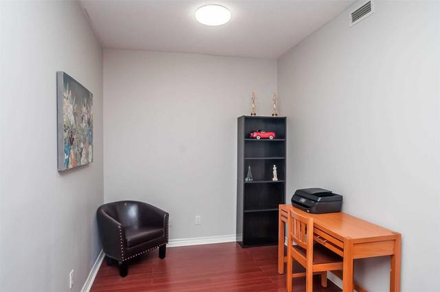 PH03 - 8 Mondeo Dr, Condo with 1 bedrooms, 1 bathrooms and 1 parking in Scarborough ON | Image 7