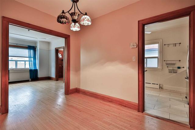 MAIN - 24 3 Rd St, House detached with 2 bedrooms, 1 bathrooms and 3 parking in Etobicoke ON | Image 24