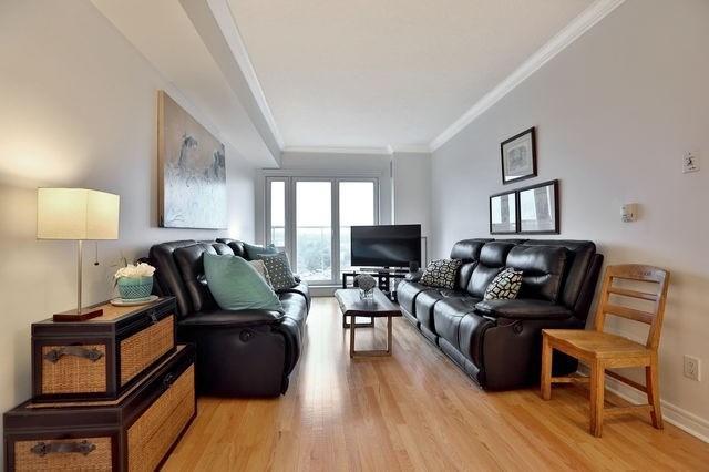 803 - 40 Old Mill Rd, Condo with 1 bedrooms, 1 bathrooms and 1 parking in Oakville ON | Image 3