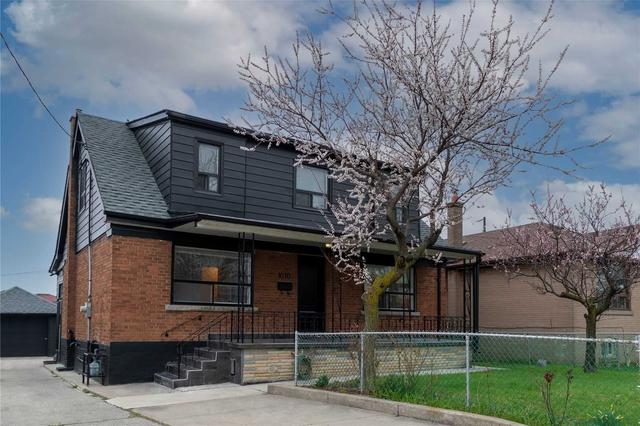 MAIN - 1010 Caledonia Rd, House detached with 2 bedrooms, 1 bathrooms and 1 parking in North York ON | Image 1