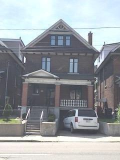 MAIN - 242 Keele St, House detached with 1 bedrooms, 1 bathrooms and 1 parking in Toronto ON | Image 18