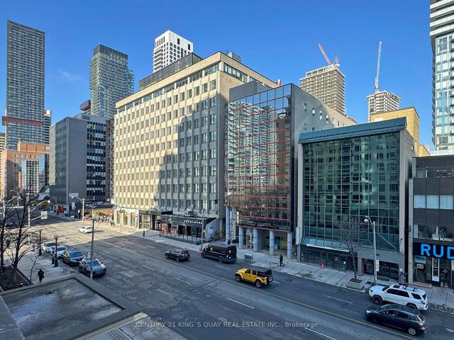 403 - 123 Eglinton Ave E, Condo with 2 bedrooms, 2 bathrooms and 1 parking in Toronto ON | Image 25